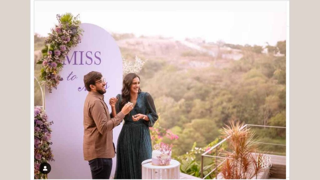Pv Sindhu Gets Engaged To V