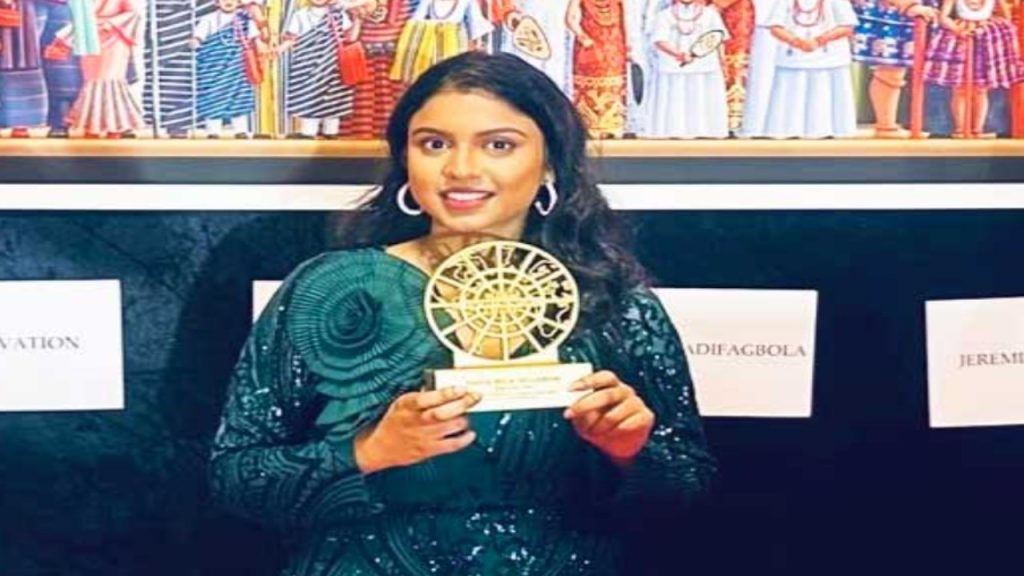 Roja Multitalented Daughter Anshu