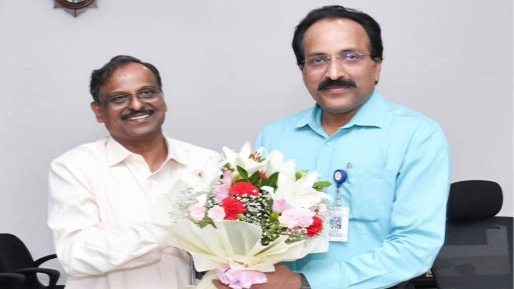 Dr.V.Narayanan took charge as the Chairman of ISRO