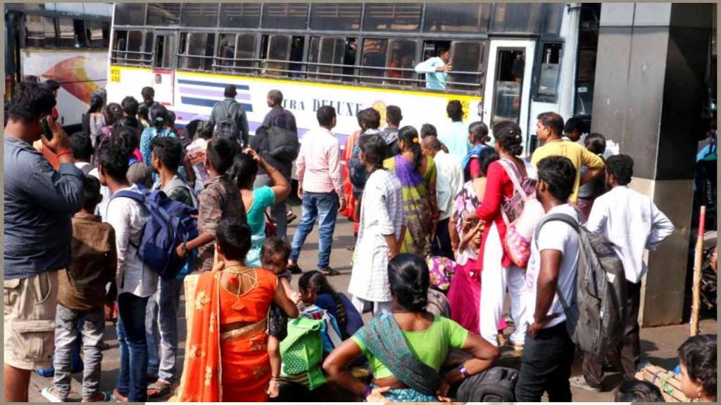 Passengers Rush Used Buse