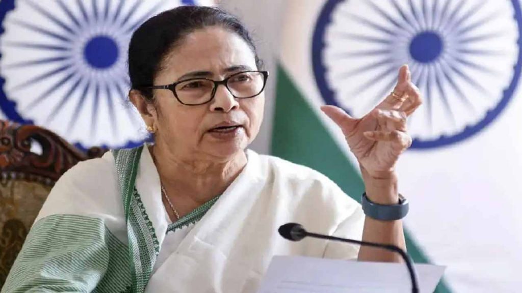 Contest alone..No alliance with Congress: Mamata Banerjee