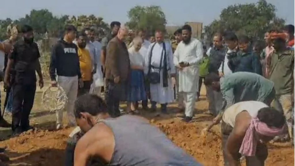 Australian Mans Final Wish Buried In India