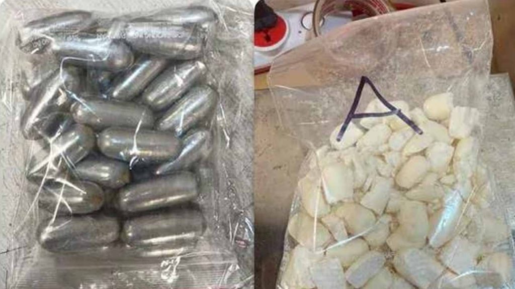 Smuggling drugs by hiding them in the form of capsules.