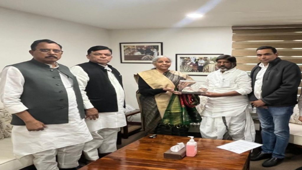 Bhatti Meet Finance Minister