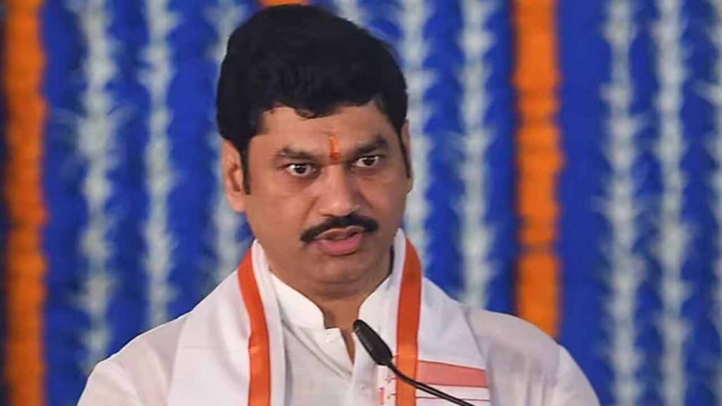 Dhananjay Munde resigns from ministerial post