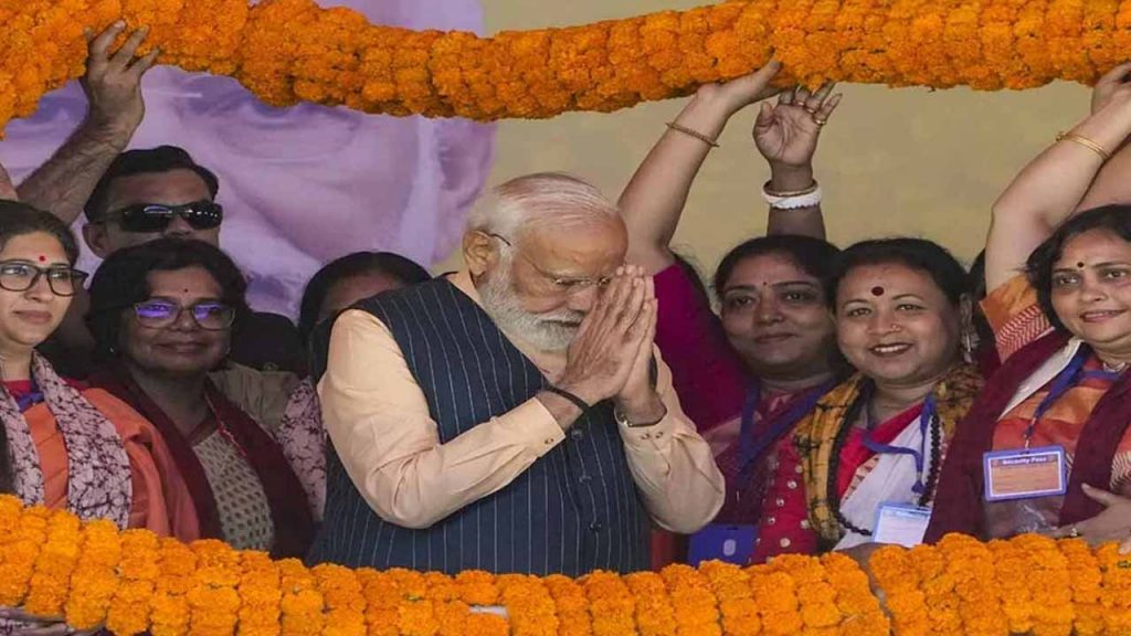 I am the richest person in the world with the blessings of crores of mothers: PM Modi