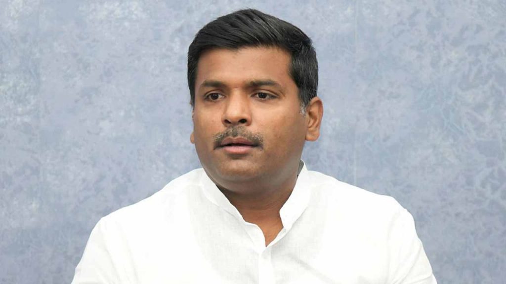 Jagan coterie is the people: Amarnath