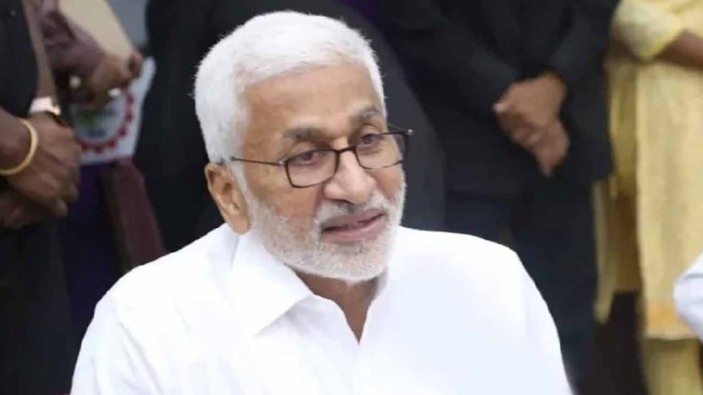 Vijayasai Reddy attends CID inquiry