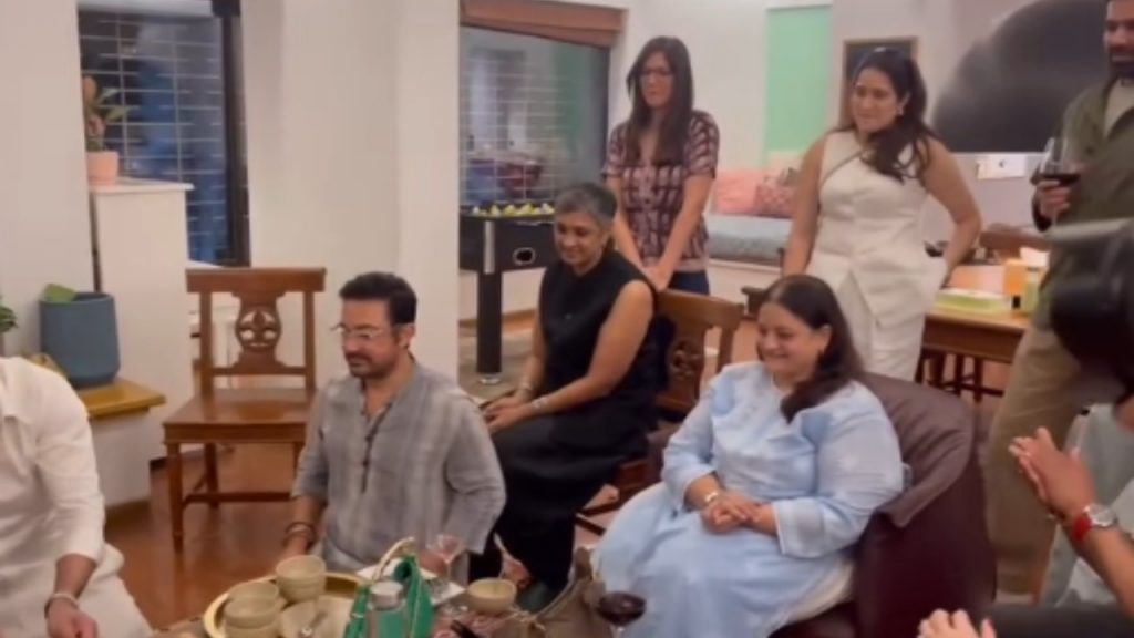 Aamir Khan went to Irphan Pathan Wedding Anniversary with his Three Wifes one Month Before