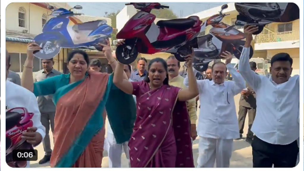 Congress Promises Scooter S