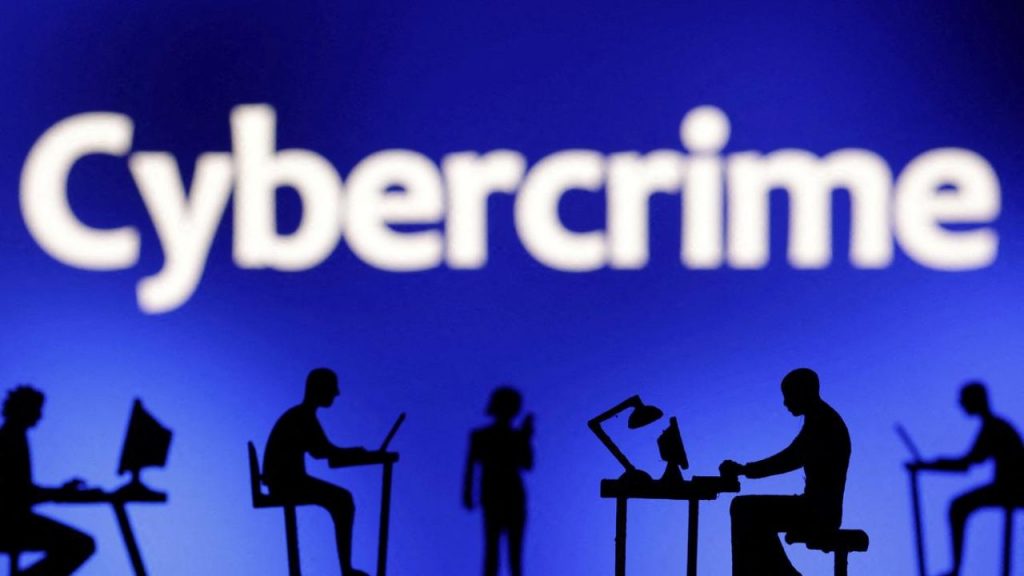 Cyber Crimes Victims Employees Andhra Pradesh Cyber Crimes Ap Police