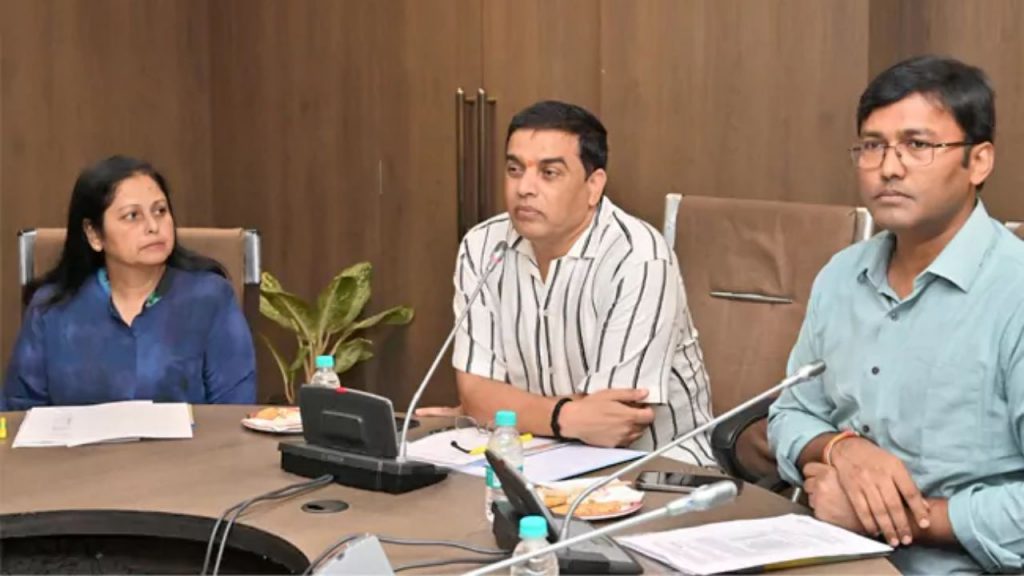 Jayasudha Gaddar Awards Jury Dil Raju Telangana Tollywood