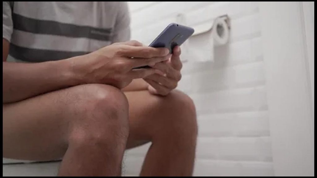 Using Mobile Phone Toilet