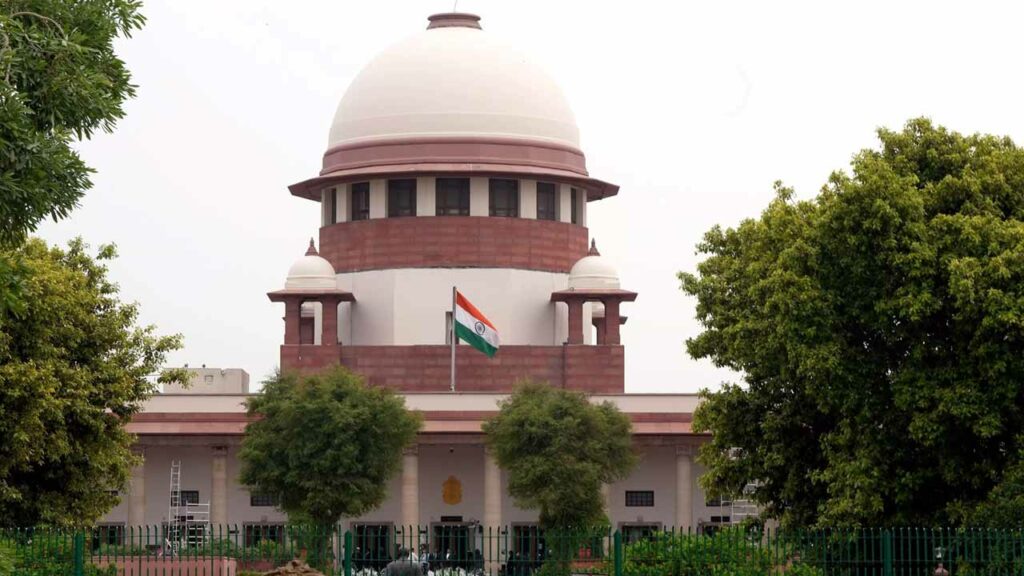 Phone tapping case.. Supreme Court orders Prabhakar Rao