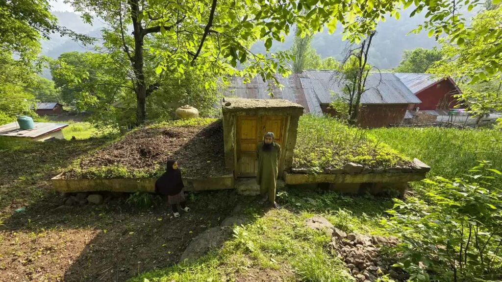 9,500 bunkers set up to protect border residents..!