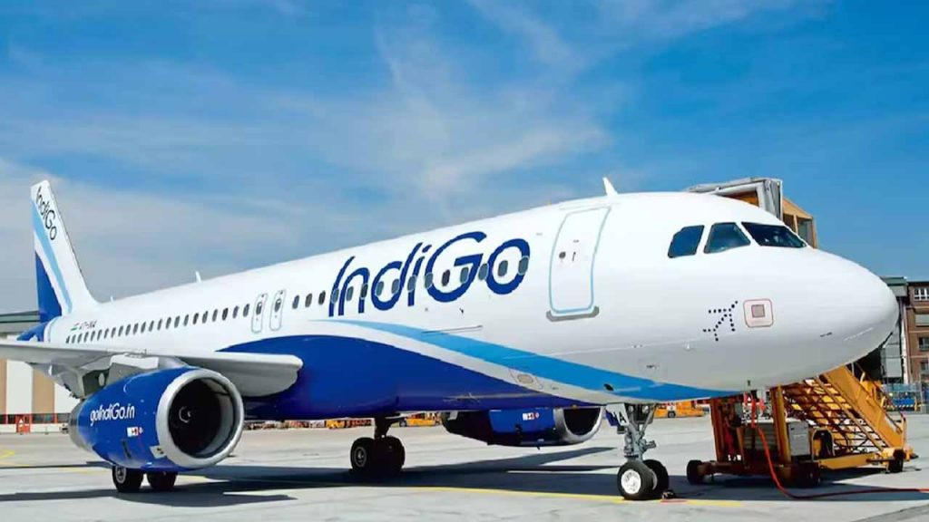 Bomb threat at Mumbai airport