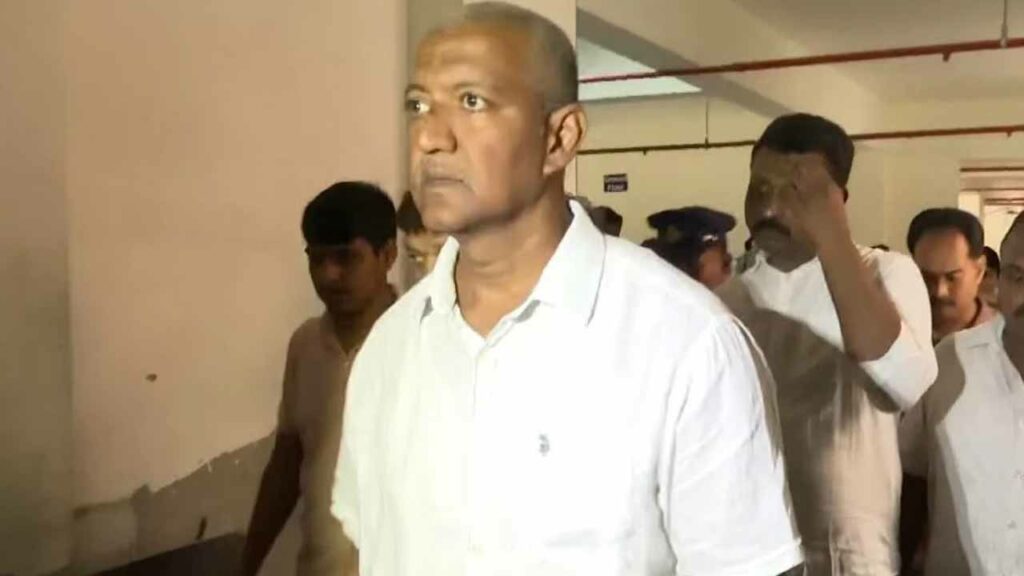 Setback for Vallabhaneni Vamsi in Nuzvidu court