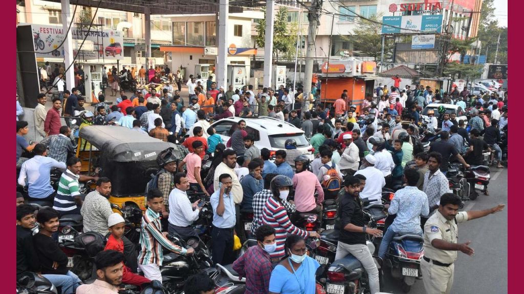 Petrol Bunks Rush