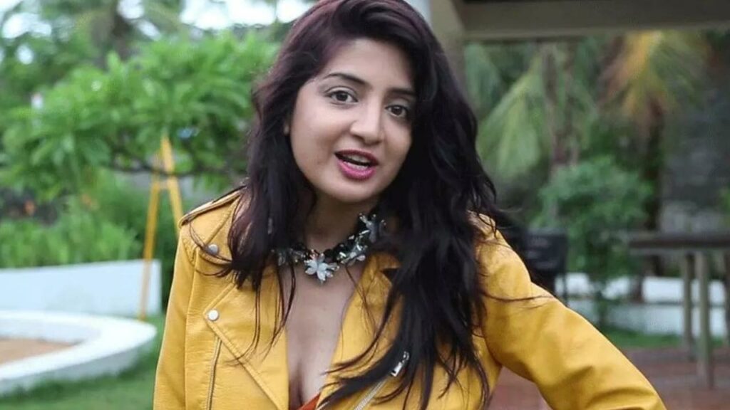 Poonam Tweet