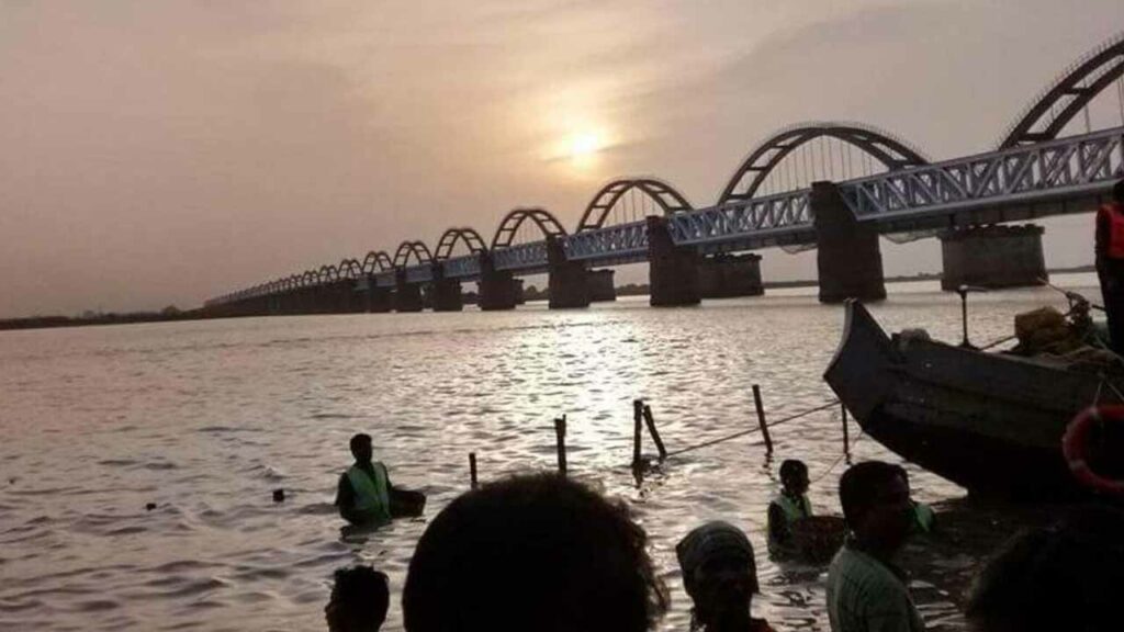 AP government preparing for 2027 Godavari Pushkaram.. Special cabinet sub-committee formed