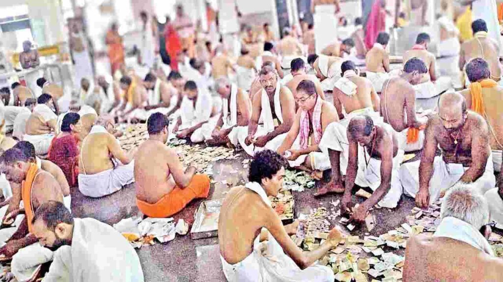 Mantralayam temple hundi income reaches record level.. Do you know how much?