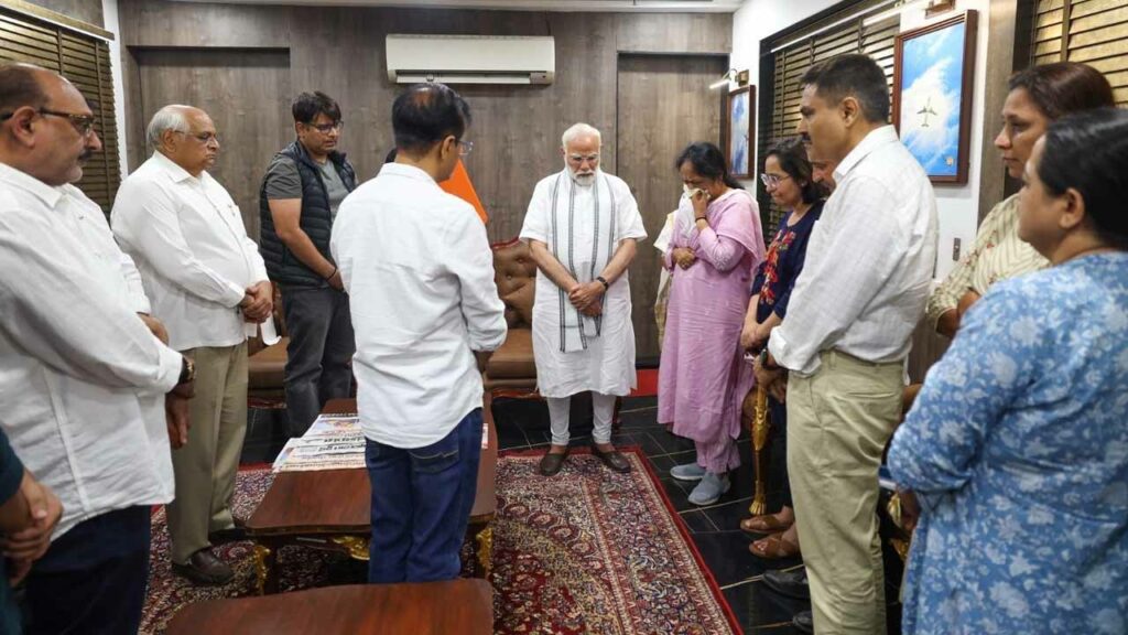 PM Modi visits Vijay Rupani family members