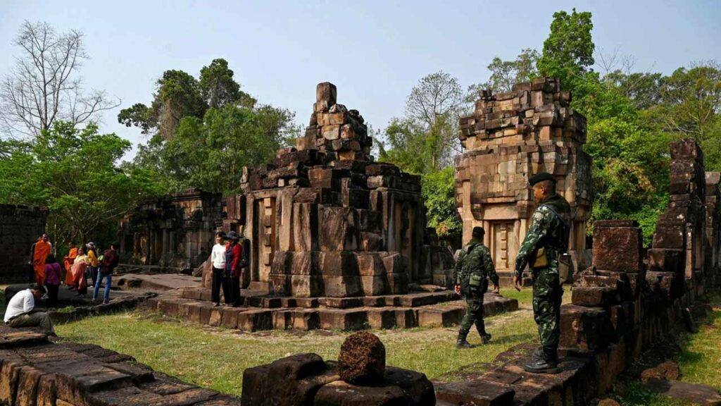 Clashes between Cambodia and Thailand.. Tensions again around a 900-year-old temple?