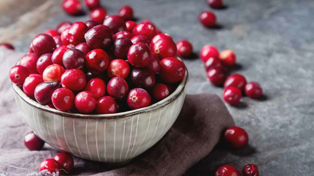 Cranberries for health..do you know how many benefits there are from eating them..?
