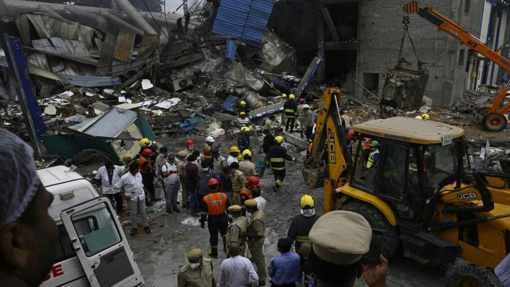 KTR's anger over Pashamilaram tragedy... CM Revanth sees deaths as photoshoot