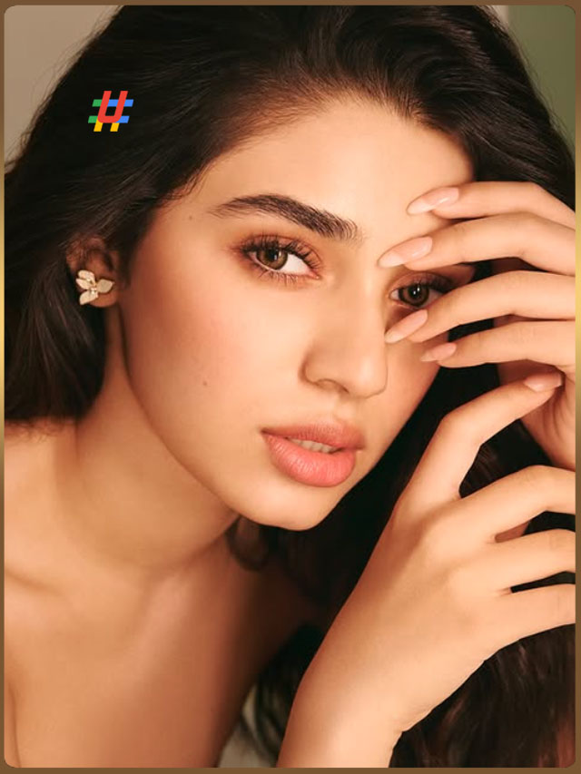 Krithi Shetty (1)